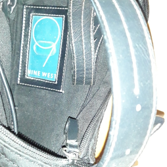 Handbag - Picture 7 of 7